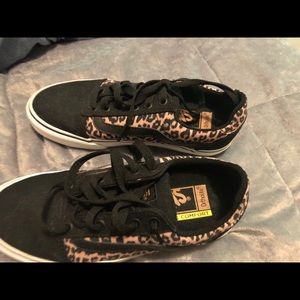 cheeto print size 7 shoes